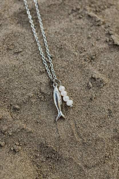 18" Bait & Pearl Necklace