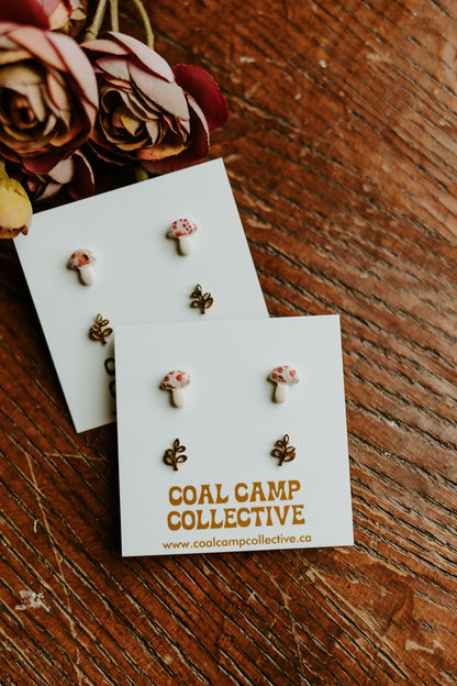 Toadstool + Twig Stud Pack