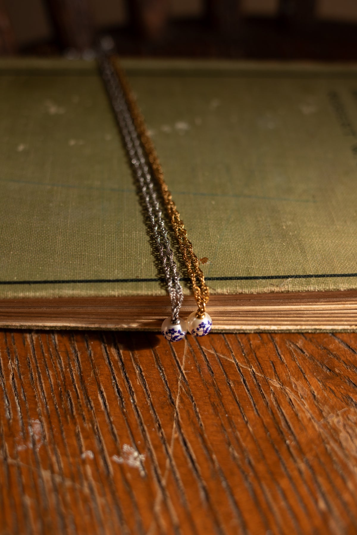 18" Blue Willow Necklace