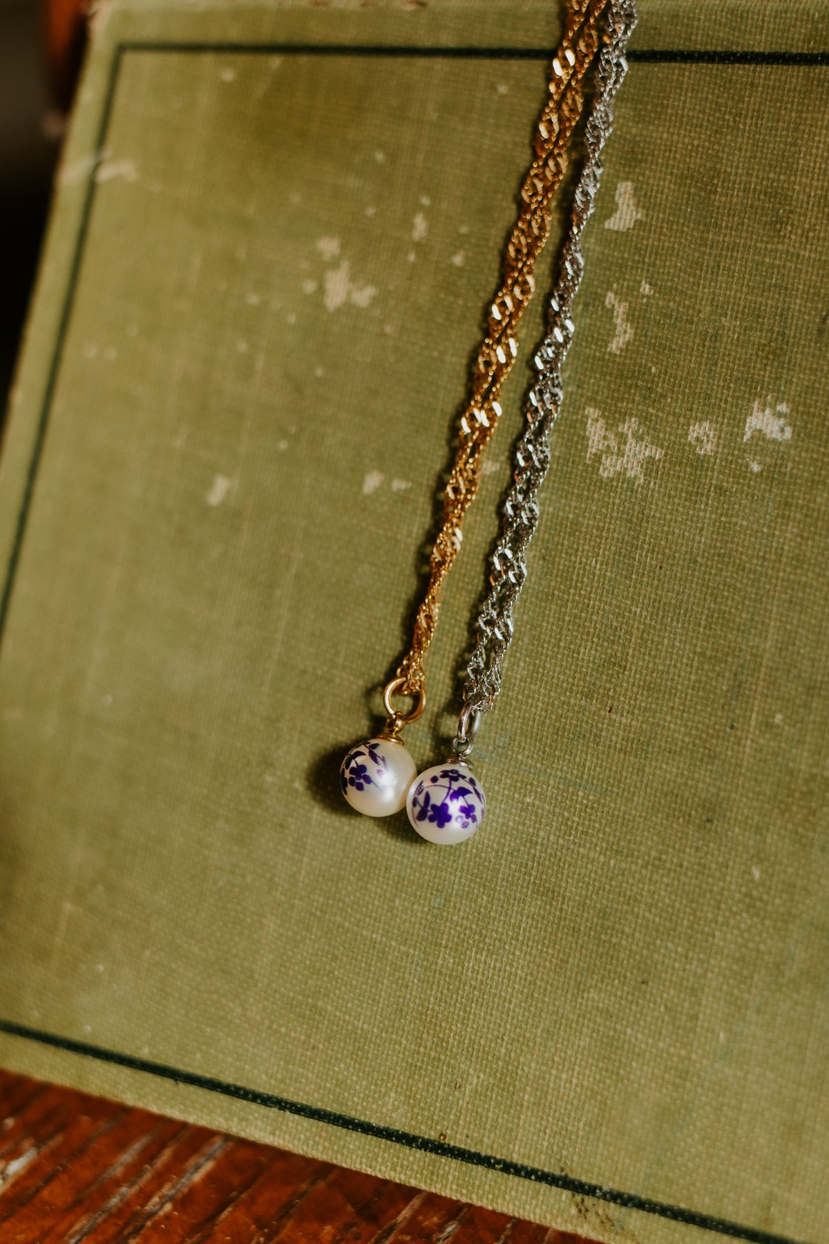 18" Blue Willow Necklace