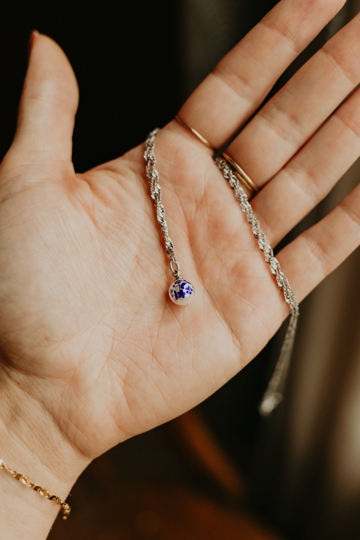 18" Blue Willow Necklace