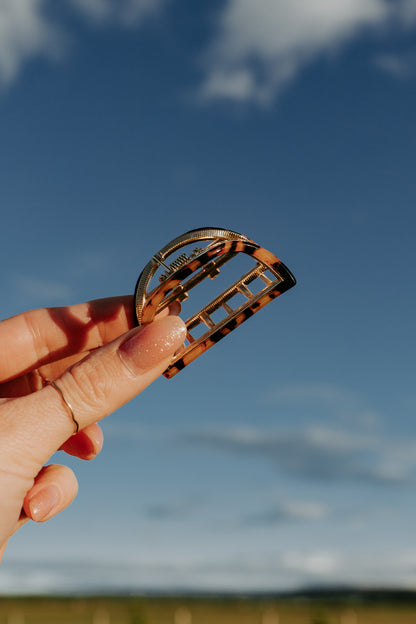 Tortoise Halfmoon Claw Clip