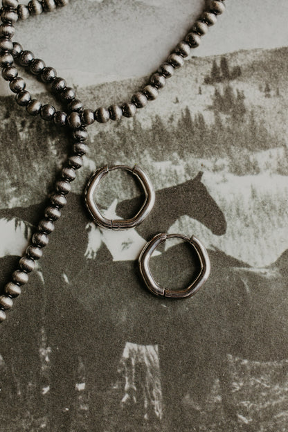 Geometric Hoops