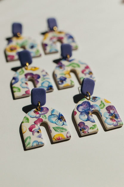 Pocketful of Pansies