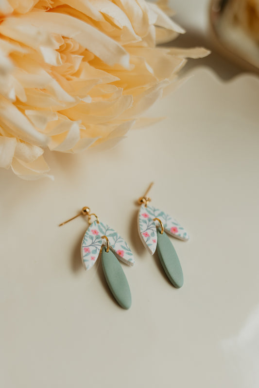 Soft Bloom Dangle