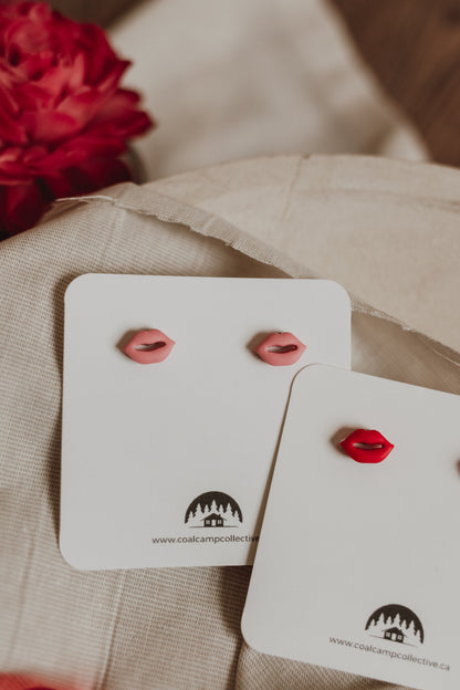 Kiss Studs